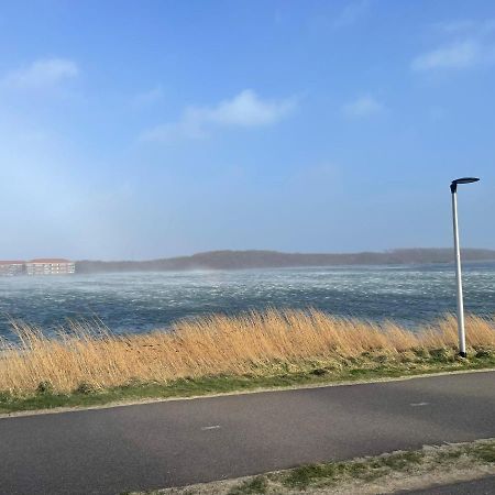 Vakantiewoning 100M Van Het Strand Met 1 Slaapkamer Westkapelle Eksteriør bilde